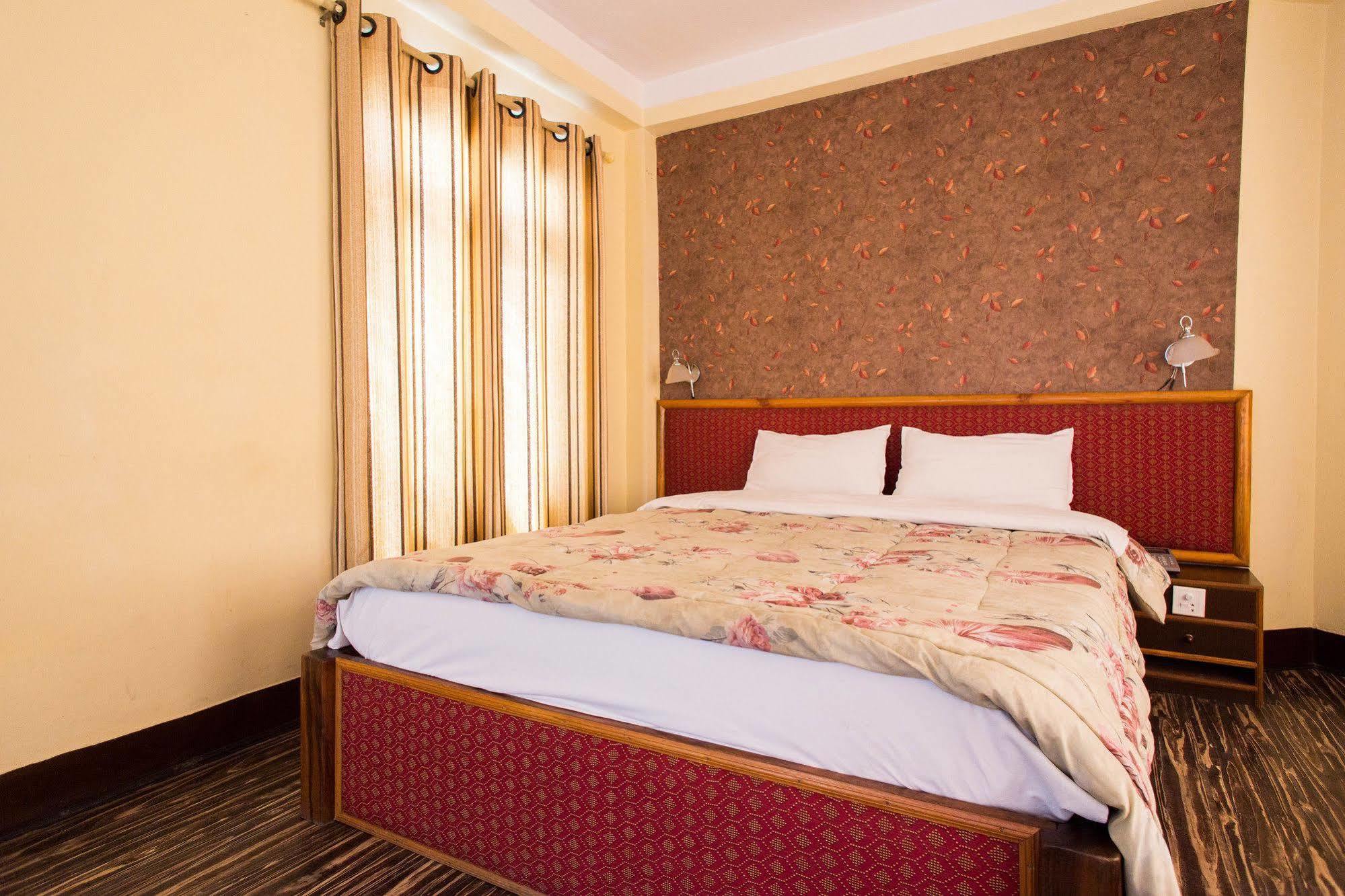 Hotel Lotus Buddha Inn Kathmandu Exterior photo